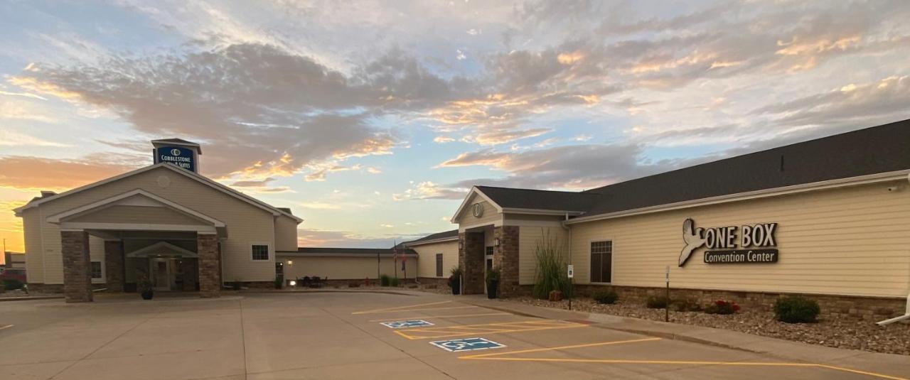 Cobblestone Hotel & Suites - Broken Bow Exterior foto
